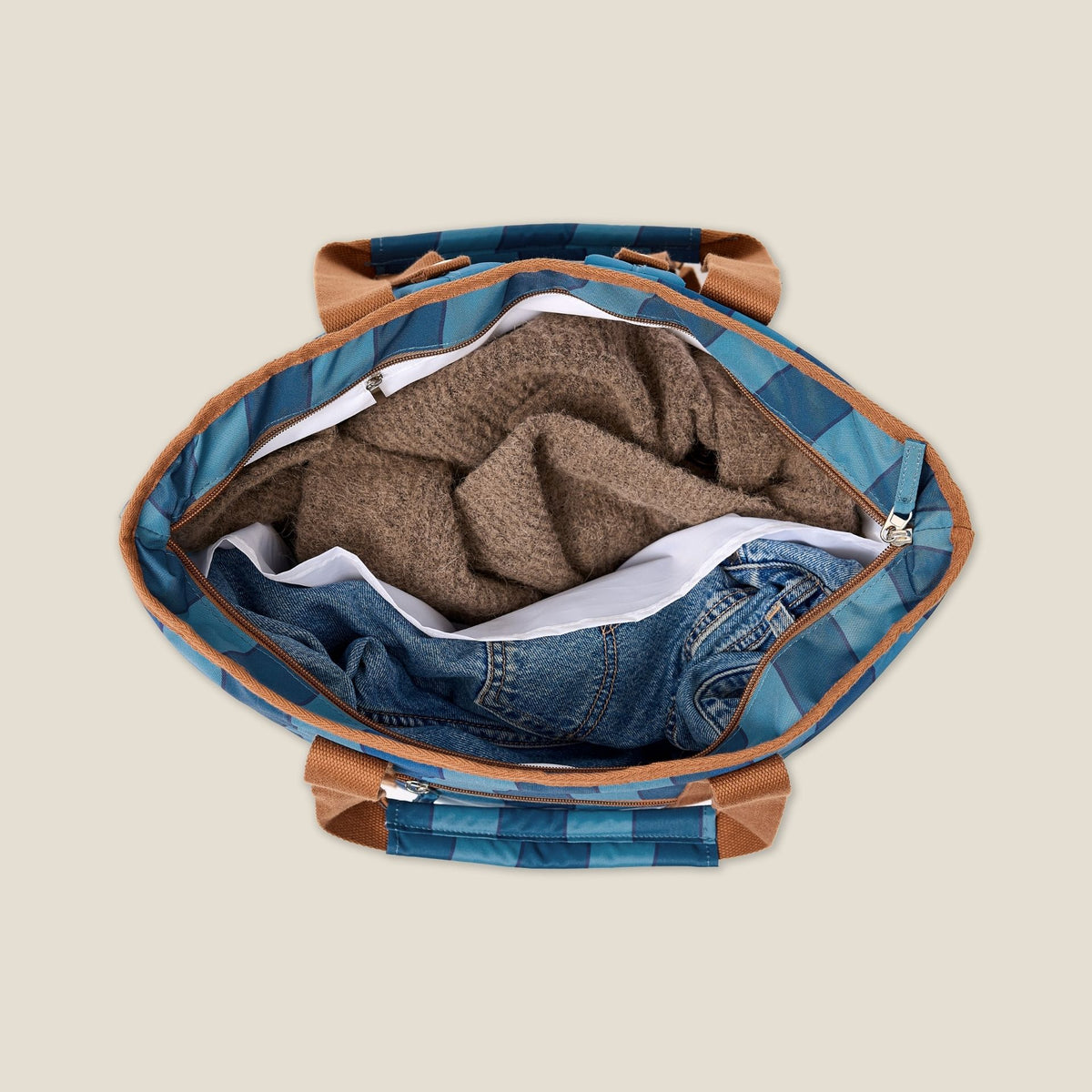 Jagger Tidal beach tote bag, two-tone blue wavy stripe, open top showing inside