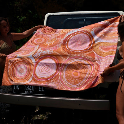 Lifestyle chick beach towel